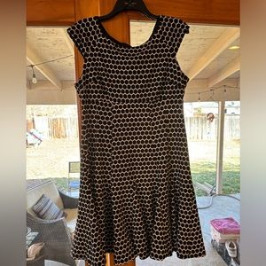 This is your happy hour Friday dress!!